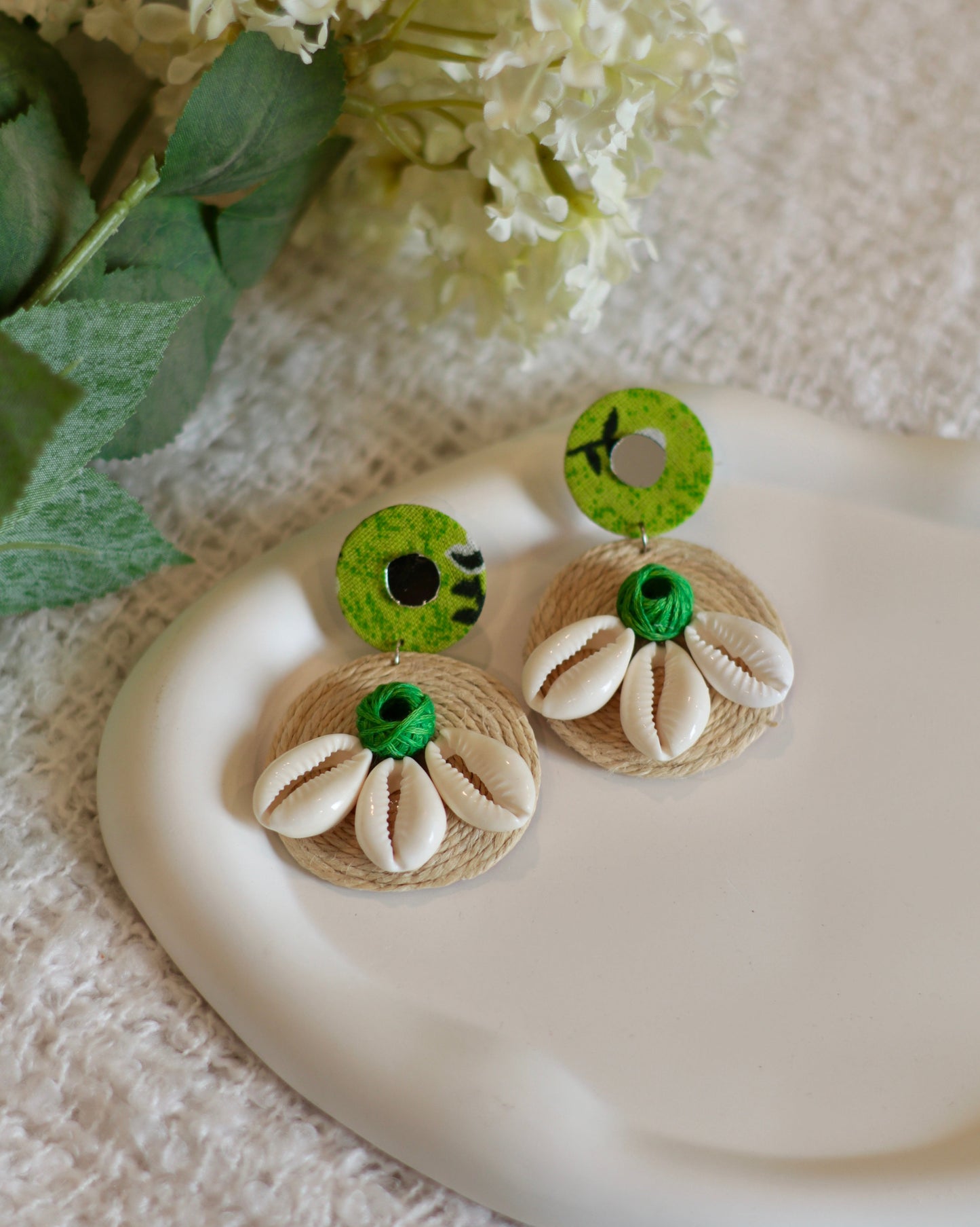 Bohemian Cowrie Shell Earrings - Handcrafted Jute Design
