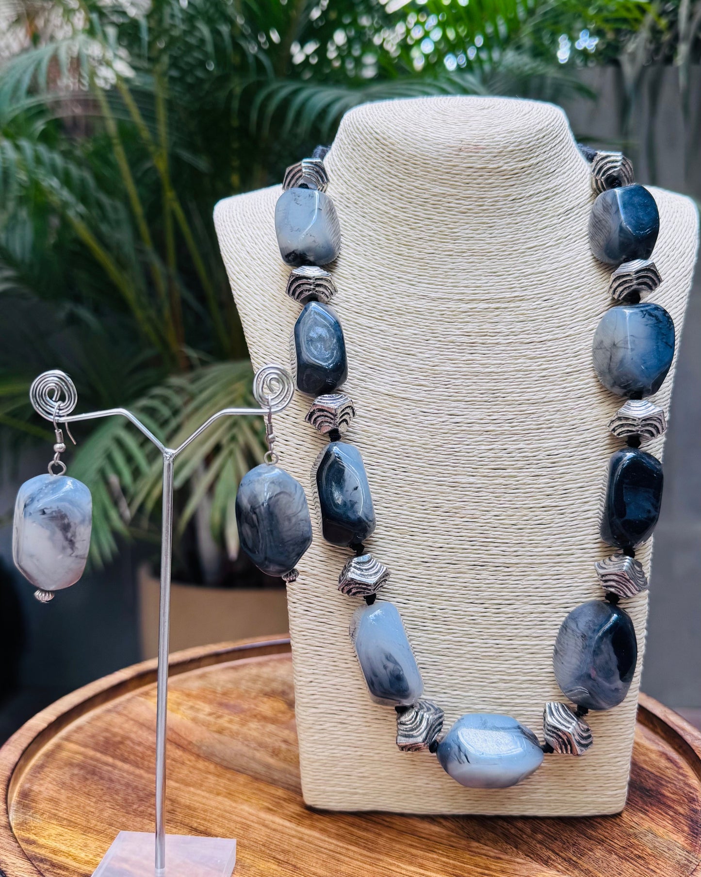 Chunky Gray Agate Bead Necklace with Matching Earrings