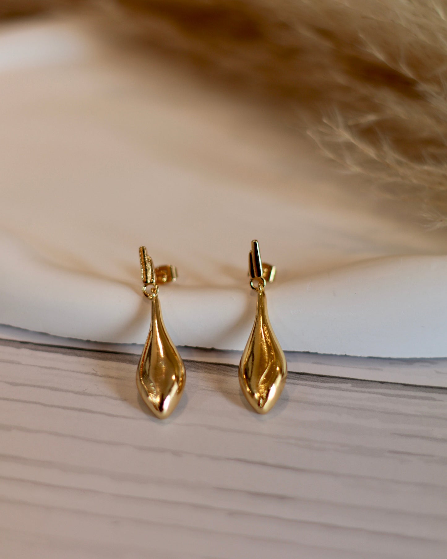 Elegant Gold-Plated Teardrop Dangle Earrings