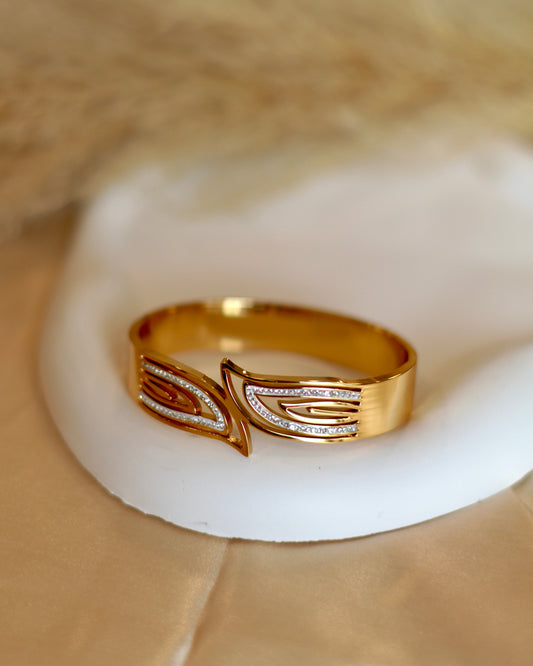 Beautiful Anti Tarnish Gold Bracelet