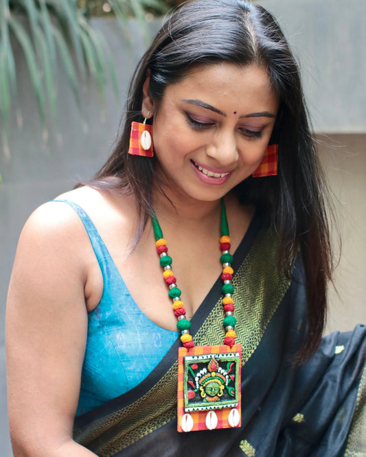 Handcrafted Thread Terracotta Maa Durga Cowrie Shell & Bead Bengali Traditional Necklace Set